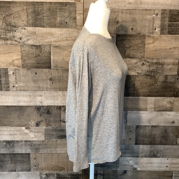 Lululemon Heathered Gray Long Sleeve Top - Picture 3 of 16